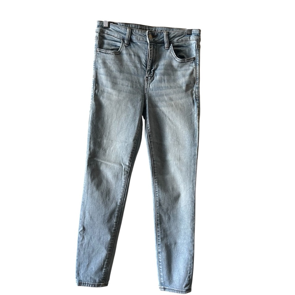 American Eagle Outfitters Light Blue Skinny Jeans